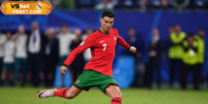 Hat-trick là gì? Lịch sử, các loại và kỷ lục ghi bàn ấn tượng